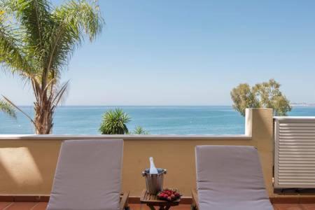 Relax Frente Al Mar Apartment Benalmadena Exterior photo