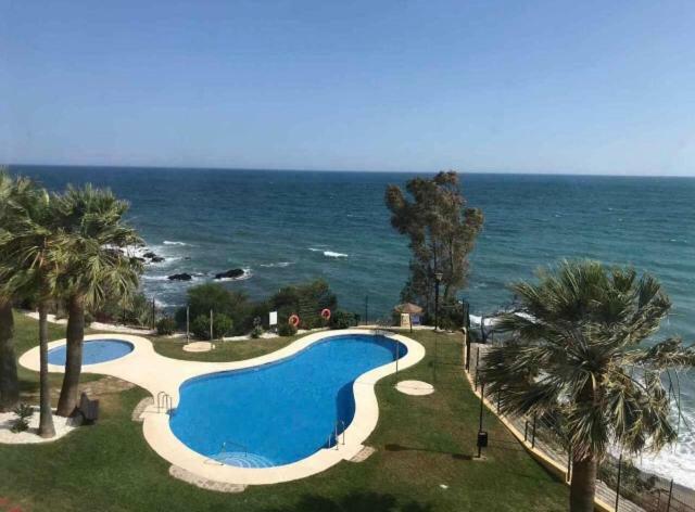 Relax Frente Al Mar Apartment Benalmadena Exterior photo